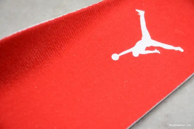 Boostmaster lin CT8527-112 4 Metallic Red Air Jordan 0502